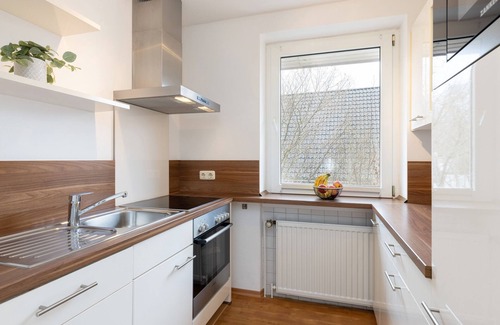 Groemitz Apartment | Spacious Vacation Apartment for 6 Guests in Grömitz
