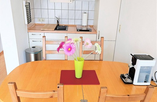 Groemitz Apartment | Cozy Apartment for 4 with Ocean View in Grömitz