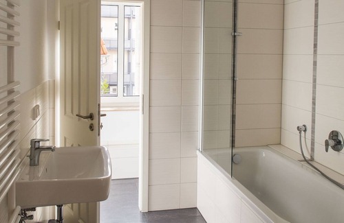 Suedvorstadt Apartment | Spacious 82m² Apartment for 6 Guests in Leipzig