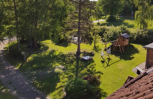 Vogelsang Apartment | Spacious 7-Person Vacation Apartment in Neuburg