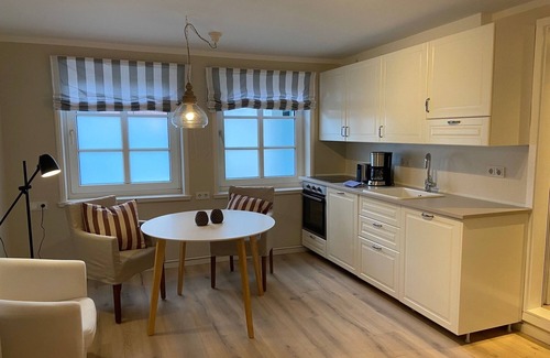 Utersum Apartment | Cozy Utersum Apartment for 2 with Kitchen and Pet Access