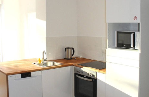 Zulpich Apartment | Spacious Zülpich Apartment for 5 Guests - Pet Friendly