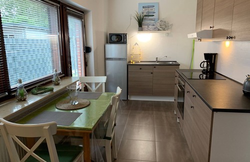 Dietrichsfeld Apartment | Cozy Oceanfront Apartment for 4 Guests in Aurich