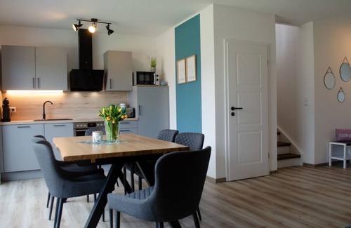 Barssel Apartment | Top-Rated Oceanfront Apartment for 6 Guests in Barßel
