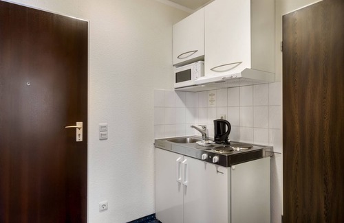 Bruckstraße Apartment | Cozy Apartment for 2 Guests in Bochum with Kitchen Access