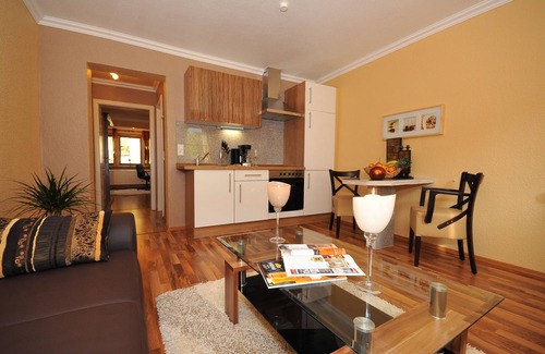 Sudervorstadt Apartment | Cozy Bremen Apartment for 2 with Kitchen & Child-Friendly Amenities