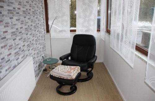 Schutz Apartment | Spacious Apartment for 4 Guests in Schutz with Kitchen