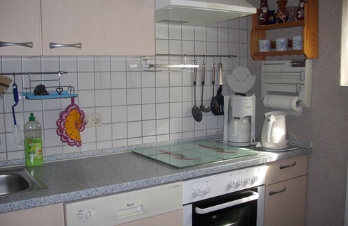 Bruel Apartment | Cozy Apartment for 3 with Spa and Hot Tub in Brüel