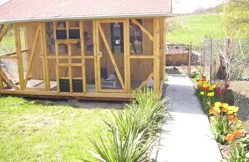 Bruel Apartment | Cozy Apartment for 3 with Spa and Hot Tub in Brüel