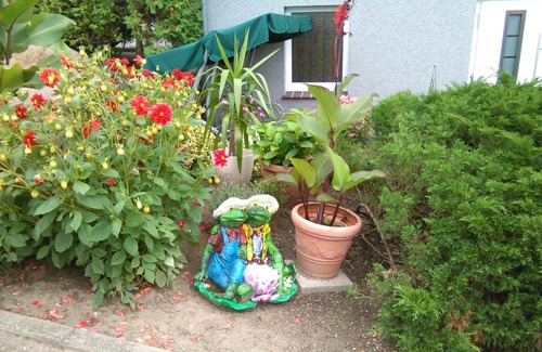 Bruel Apartment | Cozy Apartment for 3 with Spa and Hot Tub in Brüel