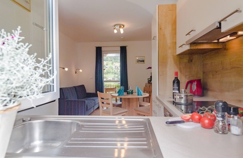 Bad Kleinkirchheim Apartment | Top-Rated Apartment for 4 with Ocean View in Bach