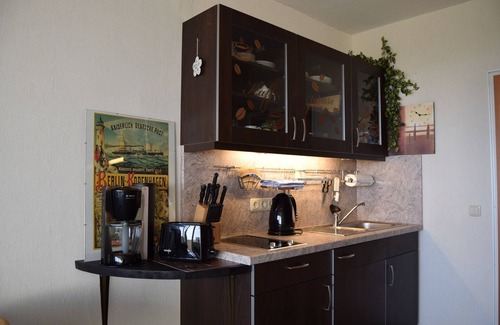 Holm Apartment | Cozy Apartment for Two with Oceanfront View in Holm