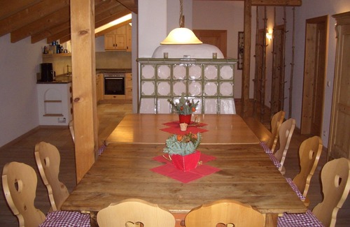Kleinhogl Apartment | Cozy Vacation Apartment in Bavaria for Up to 6 Guests