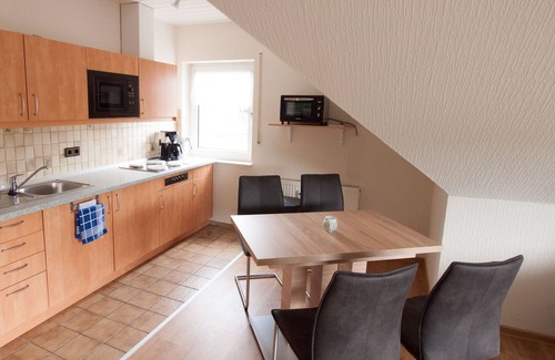 Bad Arolsen Apartment | Cozy Vacation Apartment for 3 with Oceanfront Views