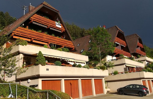 Klosterreichenbach Apartment | Serene Vacation Apartment Murgtal-Panorama in Black Forest
