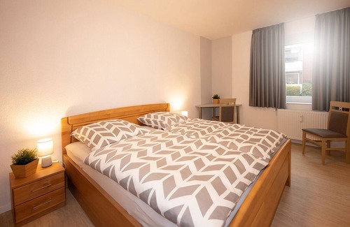 Twischkamp Apartment | Cozy Apartment for Two with Kitchen in Bremerhaven