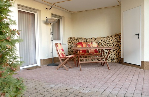 Rhoden Apartment | Cozy Apartment for 2 with Ocean View and Spa in Diemelstadt