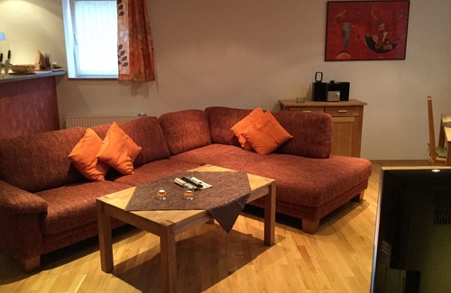 Rhoden Apartment | Cozy Apartment for 2 with Spa and Hot Tub in Diemelstadt