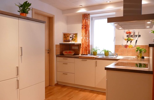 Rhoden Apartment | Cozy Apartment for 2 with Spa and Hot Tub in Diemelstadt