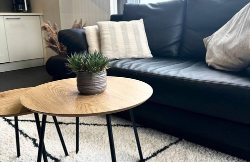 Geierswalde Apartment | Cozy Apartment for 3 with Ocean View in Geierswalde