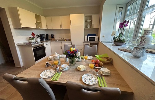 Hilgenriedersiel Apartment | Vacation apartment/apartment for 5 guests with 95m² in Hagermarsch (120366)
