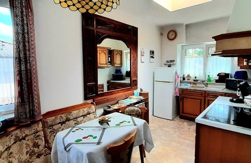 Waldesruh Apartment | Cozy Retreat: 10/10 Rated Apartment with Kitchen in Hoppegarten