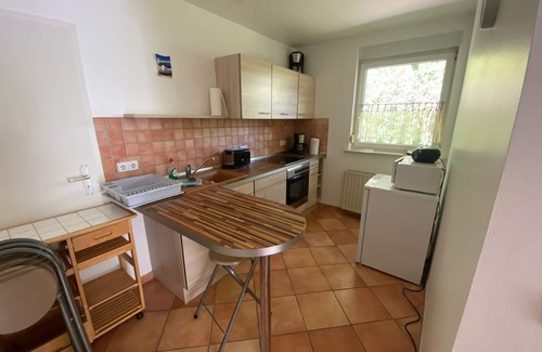 Motzen Apartment | Idyllic Lakefront Apartment "Hang" with Family-Friendly Amenities