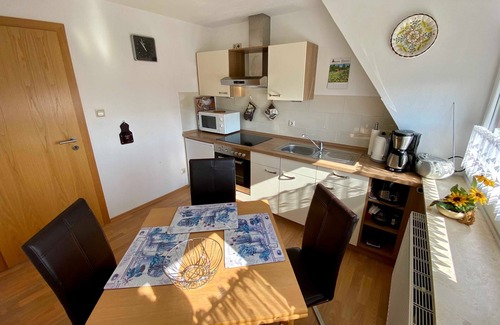 Warsingsfehn Apartment | Family-Friendly Vacation Apartment An der Wieke - Guest Rated 9.8