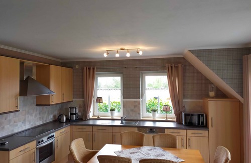 Warsingsfehn Apartment | Pet-Friendly Vacation Apartment Alide with Ocean Views
