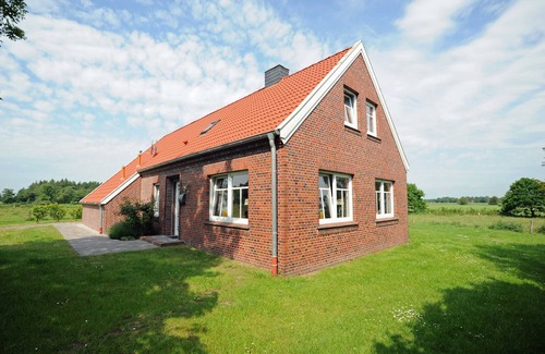 Warsingsfehn Apartment | Pet-Friendly Vacation Apartment Alide with Ocean Views