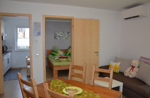 Rheinhausen Apartment | Perfect Getaway: Apartment for 6 in Rheinhausen