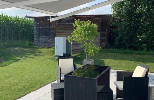Steisslingen Apartment | Private Vacation Apartment with Pool and Ocean Views