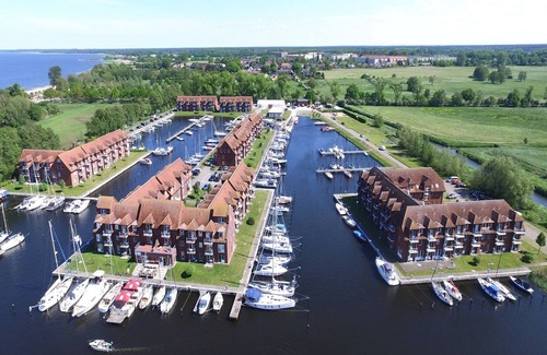Ueckermuende Apartment | Pet-Friendly Oceanfront Apartment for 2 in Ueckermünde