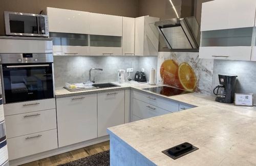 Wackersdorf Apartment | Modern Vacation Apartment Stefan with Family-Friendly Amenities