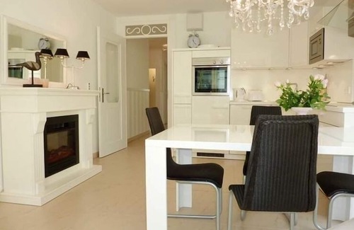 Wyk auf Foehr Apartment | Spacious Oceanfront Apartment for 5 in Wyk auf Föhr