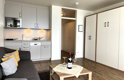 Wyk auf Foehr Apartment | Cozy Oceanfront Apartment for Two in Wyk auf Föhr