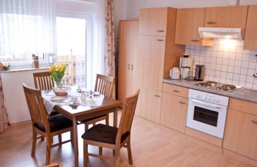 Dornumergrode Apartment | Discover Apartment Deichblick: Family-Friendly Retreat