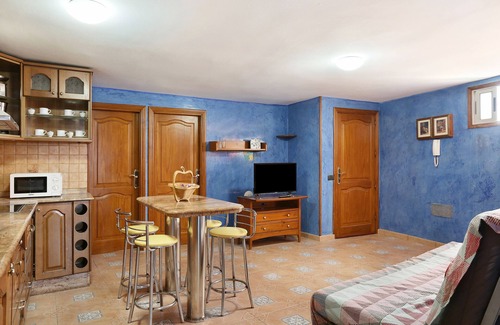 Pozo Izquierda Apartment | Oceanfront Pozo Beach A Apartment with Wi-Fi & Sea View