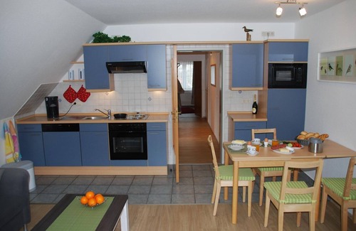 Werdum Apartment | Guest-Rated 10/10: Family-Friendly Gästegarten Apartment