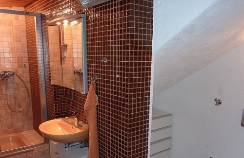 Gemarkung Laufen an der Eyach Apartment | Cozy Gräbelesberg Apartment with Kitchen & Child-Friendly Amenities