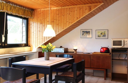 Untervalme Apartment | Family-Friendly Vacation Apartment Helene with Breakfast