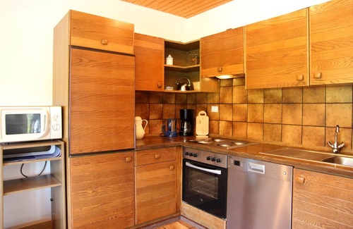 Untervalme Apartment | Family-Friendly Vacation Apartment Helene with Breakfast
