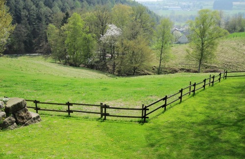 Glosingen Apartment | Pet-Friendly Vacation Apartment for Your Sauerland Adventure