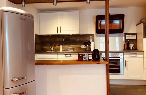Coburg Apartment | Central Coburg Vacation Apartment with Family-Friendly Amenities