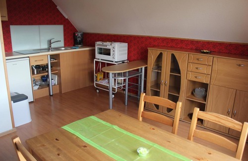 Schirum Apartment | Top-Rated Holiday Apartment in Leegmoor with Family Amenities