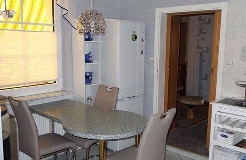 Thale Apartment | Top-Rated Ferienwohnung Köhlert: Family-Friendly Retreat