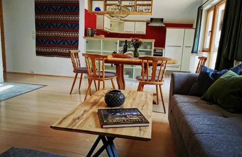 Scharnitz Apartment | Cozy Karwendelglück Apartment with Kitchen & Great Reviews