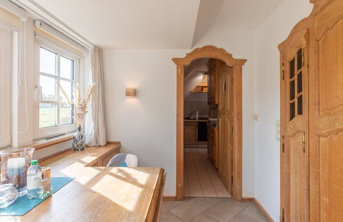 Schleswig-Holstein Apartment | Pet-Friendly Vacation Apartment Kastanienhof Sanddorn