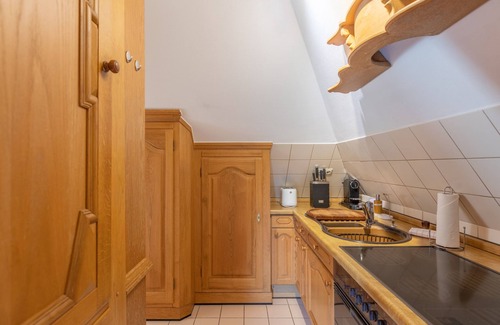 Schleswig-Holstein Apartment | Pet-Friendly Vacation Apartment Kastanienhof Sanddorn