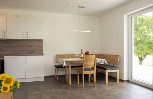 Laichingen Apartment | Relax in Mohnblume Apartment with Spa & Child-Friendly Amenities